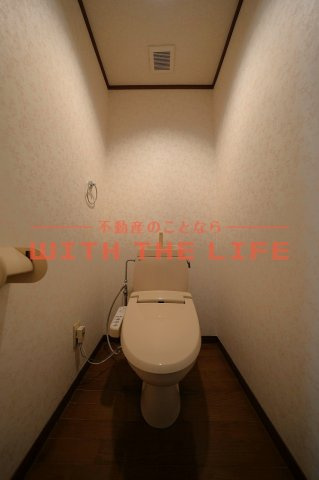 ハイネスコーポ【キャッシュバック対象物件】のトイレ|落ち着いたトイレです