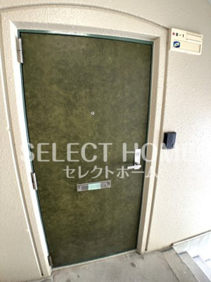  | ロイヤルハウス上地