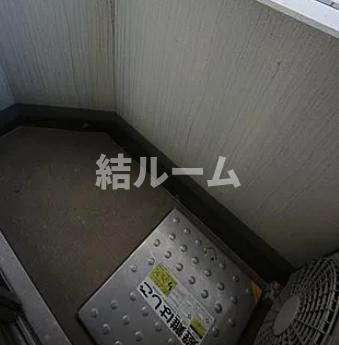 豊島区南大塚３丁目の賃貸マンションのバルコニー