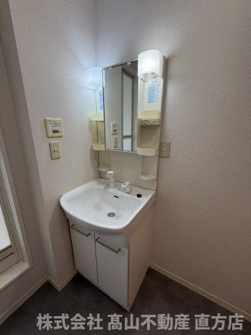 三洋タウン木屋瀬A棟の洗面所