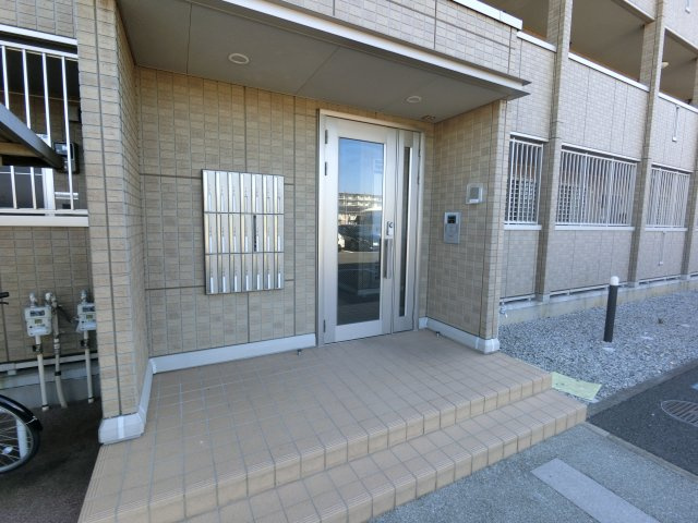 【エントランス】