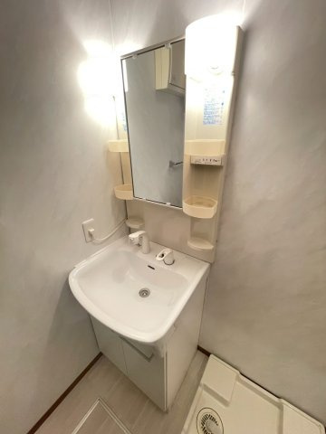 【独立洗面台】