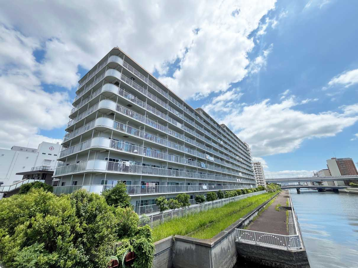 ニューライフマンション木場の外観