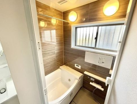 【中古】比企郡川島町1期 中古住宅の浴室|お風呂です