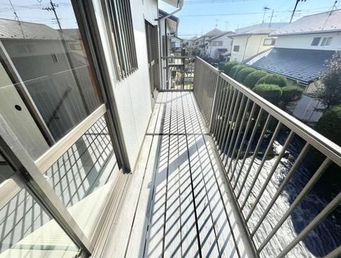 【中古】比企郡川島町1期 中古住宅のバルコニー|陽当り良好なバルコニーです