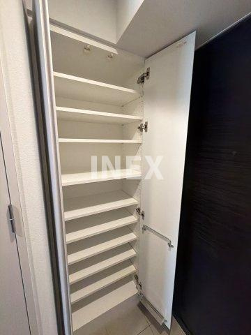 横浜市神奈川区子安通２丁目の賃貸マンションの収納