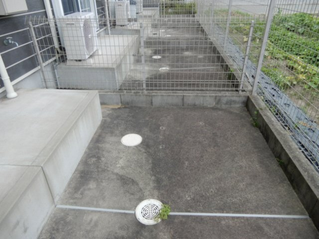 アジロガーデンのバルコニー