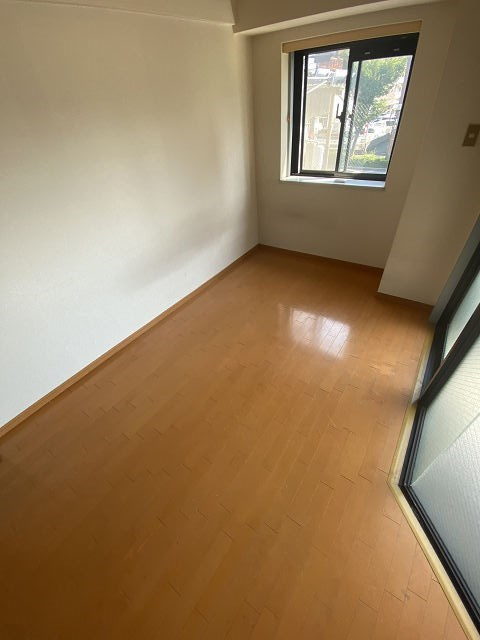 OSビルの寝室|使い勝手のいい寝室です