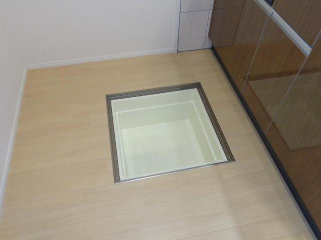 ジュビリーの収納|床下収納