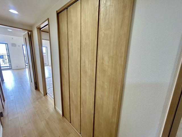サントノーレ姫原弐番館の玄関