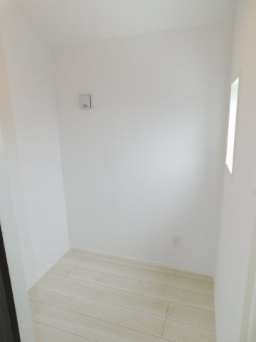 名古屋市中川区大当郎１丁目の新築一戸建の洋室|◇書斎◇　　ワークスペースや趣味を楽しむ空間など多用途に利用できます♪