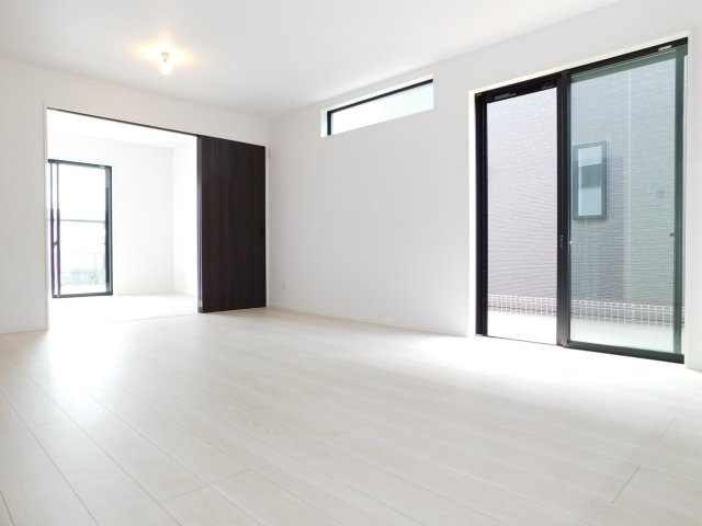 名古屋市中川区大当郎１丁目の新築一戸建の居間・リビング|◇リビング◇　　南面リビング１６．０帖　洋室と続き間で２０．５帖の広々空間になります♪