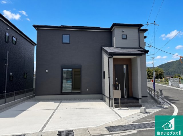 たつの市龍野町中村　第7期　新築一戸建ての外観|安心の10年保証！外観を美しく保ち、雨水で汚れを落とします！気になることがありましたら、お気軽にお問い合わせください！
