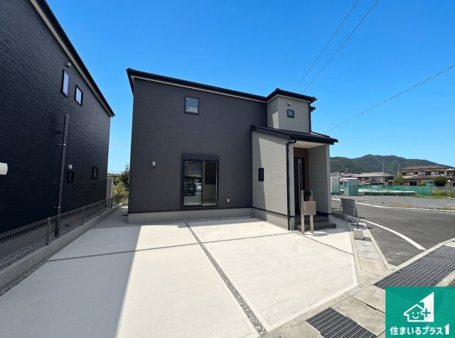 たつの市龍野町中村　第7期　新築一戸建ての外観|お客様に長く安心して住んでいだだける事にこだわった家づくり！住んでからのアフターサービスにもしっかりと取り組んでいます！