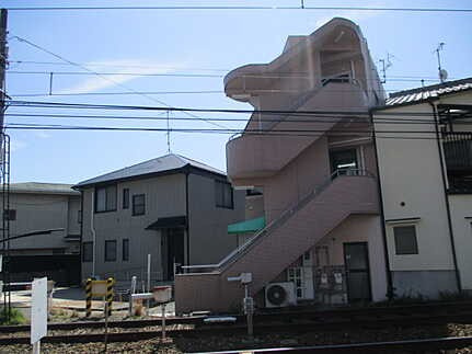 広島市西区草津本町　売ビルの外観