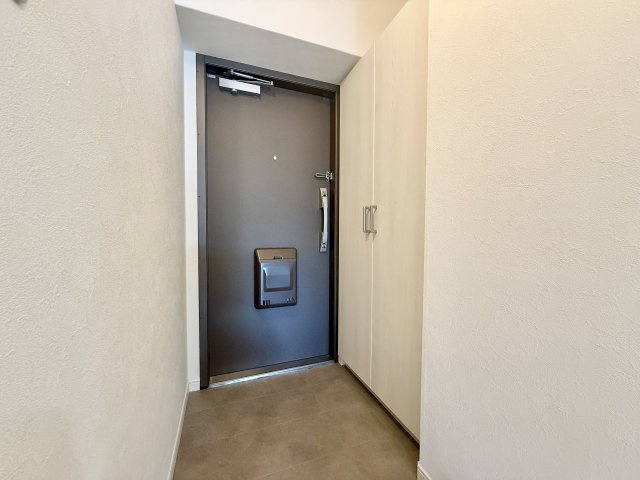 矢田川パークハウスA棟の玄関