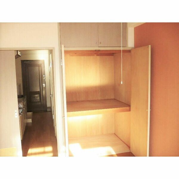 多摩市馬引沢２丁目の賃貸マンションの収納