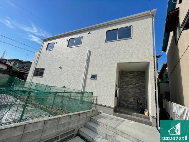 ★12(土)13(日)現地見学可能！★京田辺市薪水取　第1期　ラスト1邸の外観|安心の10年保証！外観を美しく保ち、雨水で汚れを落とします！気になることがありましたら、お気軽にお問い合わせください！
