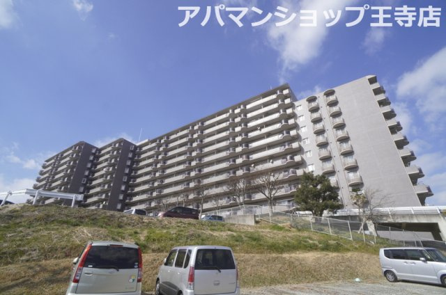 プレステアーバン西大和