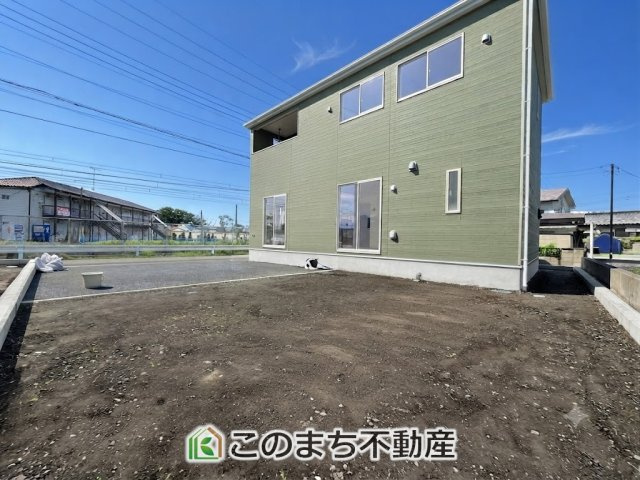CRADLEGARDEN高根沢町中阿久津第1の庭|大きなお庭でご家族や友人を招いてＢＢＱもできますね！お子様の水遊びにもぴったりです☆