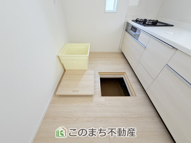 CRADLEGARDEN高根沢町中阿久津第1の収納|床下収納もたっぷり確保しています。大型荷物も収納できて便利ですね！