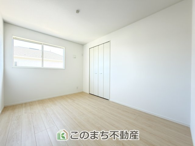 CRADLEGARDEN高根沢町中阿久津第1の洋室|南向きで陽当たりの良い洋室♪風通しもよく快適です☆