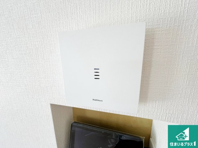 栗東市小野　第1期　新築一戸建てのその他|カラーモニターインターホン！声だけでなく来訪者の姿や顔がモニターで確認できるので、小さなお子様がいらっしゃるご家庭でも安心できます！