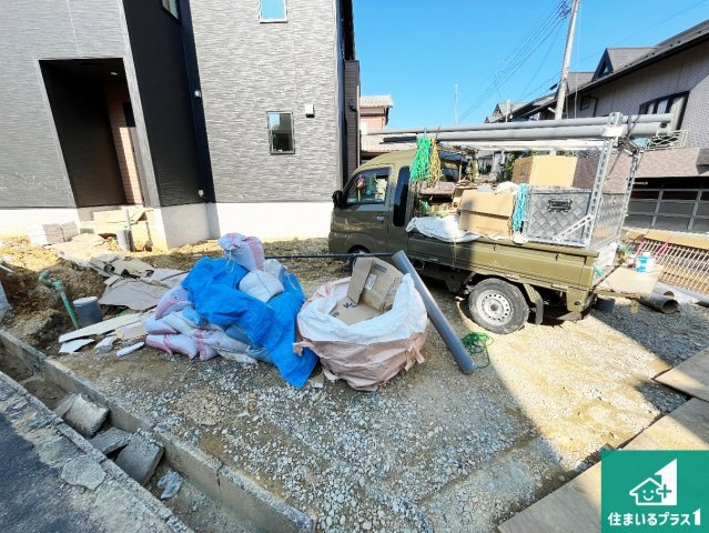 栗東市小野　第1期　新築一戸建ての駐車場|駐車スペース！散水栓があるので、こまめに愛車を洗えます！