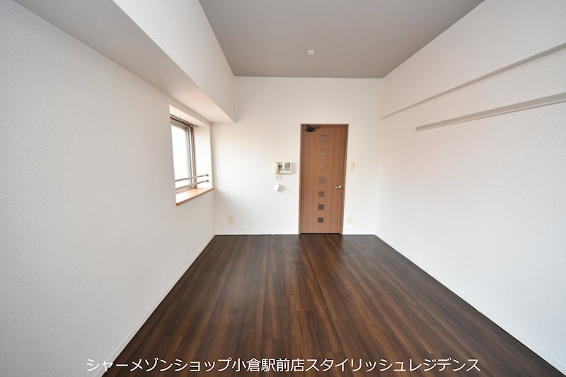 ヒルズ鍛冶町の居間・リビング