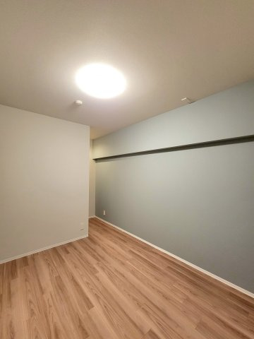 【寝室】 | フルーレゾン田辺本町 | 【サービスルーム：7.4帖】ウォークインクローゼットがあるお部屋です♪