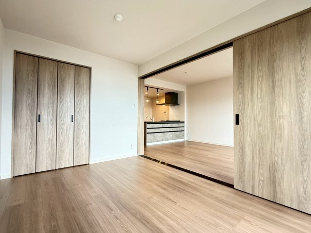 パークハイツ多賀山の洋室