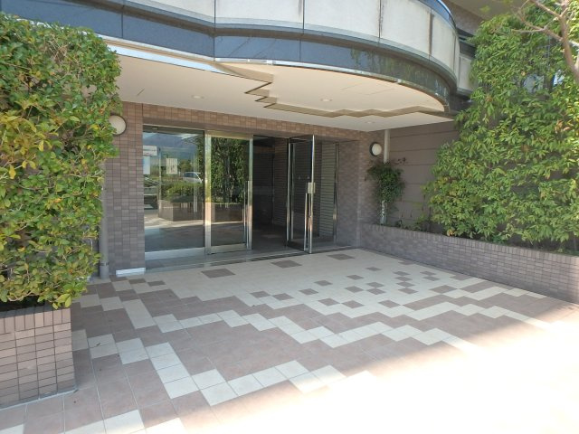 パークハイツ多賀山のエントランス
