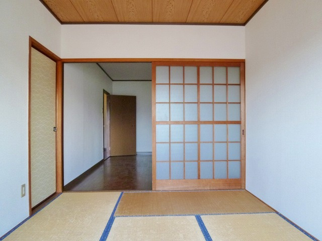 合川ビレッジ【キャッシュバック対象物件】の和室|和室がひろがる居住スペース