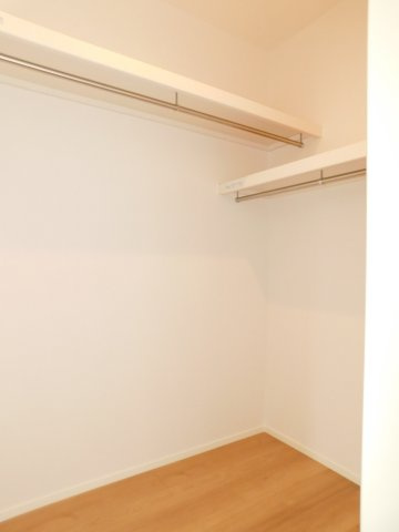 名古屋市中川区大当郎１丁目の新築一戸建の収納|◇ウォークインクローゼット◇　　季節の荷物や洋服などが大容量収納できます！