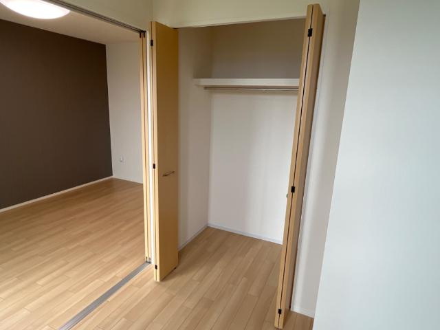 ヴァイオレットの収納|クローゼット