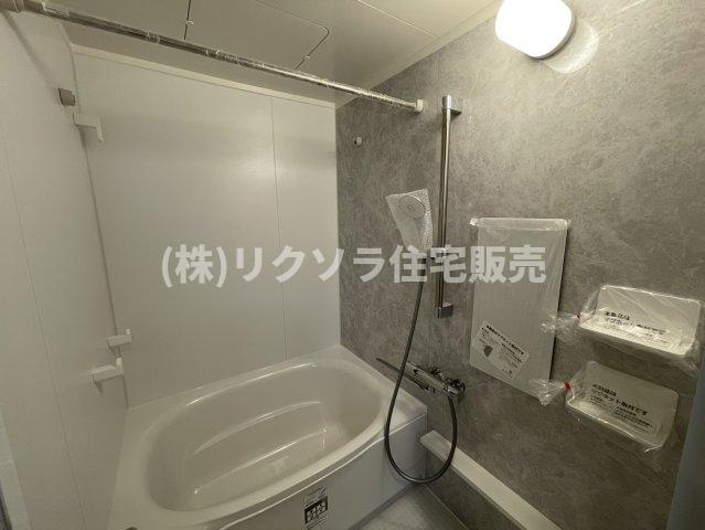 くずはセンチュリータウン四番館の浴室|浴室乾燥機付き
■物件内覧・資金計画相談・住宅ローン相談、リフォーム相談、お問合せ受付中■
※当日・翌日のご内覧、ご相談はお電話でのお問合せがスムーズです！