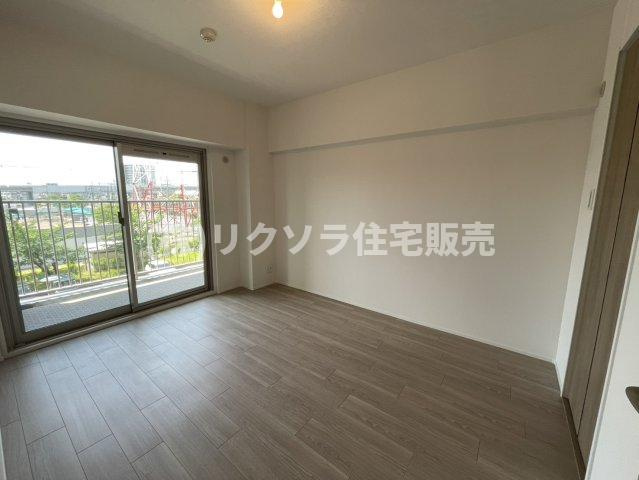 くずはセンチュリータウン四番館の子供部屋|洋室5.3帖
■物件内覧・資金計画相談・住宅ローン相談、リフォーム相談、お問合せ受付中■
※当日・翌日のご内覧、ご相談はお電話でのお問合せがスムーズです！
