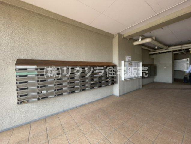 くずはセンチュリータウン四番館の設備|集合ポスト
■物件内覧・資金計画相談・住宅ローン相談、リフォーム相談、お問合せ受付中■
※当日・翌日のご内覧、ご相談はお電話でのお問合せがスムーズです！