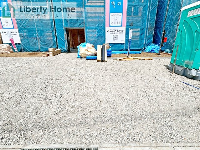 水戸市平須町第8　新築戸建　2号棟の駐車場