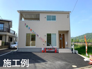 秦野市平沢　新築戸建て　カースペース並列２台駐車可能の画像