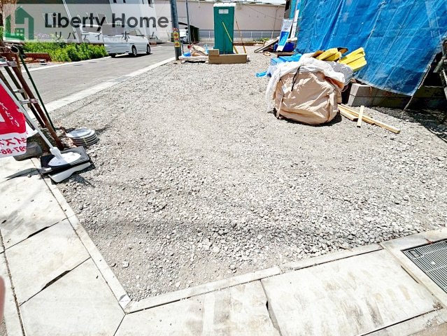 水戸市平須町第8　新築戸建　3号棟の駐車場