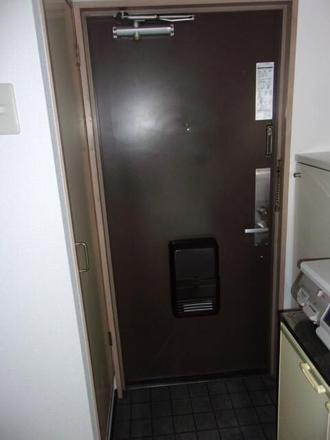 相模原市南区相武台１丁目の賃貸マンションの玄関