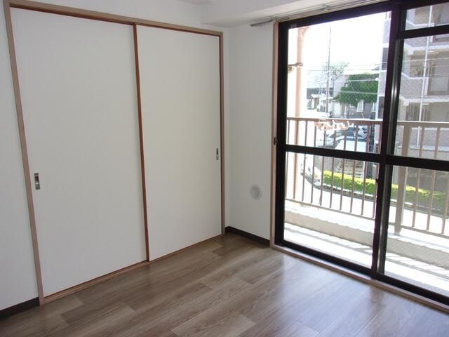 相模原市南区相武台１丁目の賃貸マンションの居間・リビング