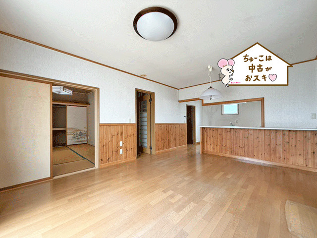 大崎市古川穂波2丁目の居間・リビング