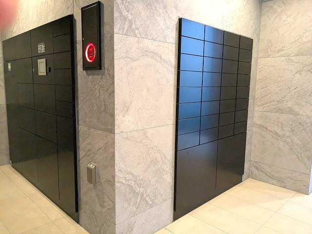 BPRレジデンス東日暮里の設備|タッチキーの宅配BOXとメールBOXです