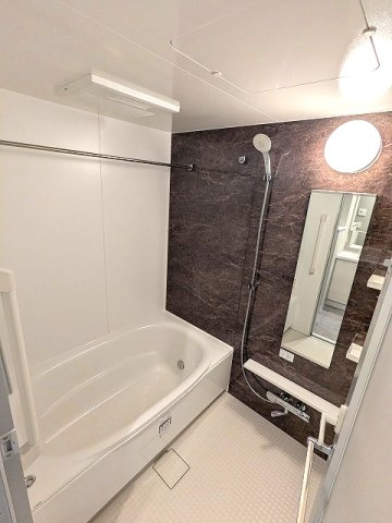 BPRレジデンス東日暮里の浴室|追焚オートバス、浴室換気乾燥機、24時間換気機能、ワイドシャワーヘッド