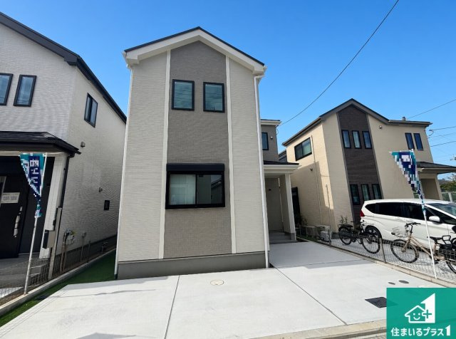 ◆堺市美原区阿弥　新築一戸建ての外観|安心の10年保証！外観を美しく保ち、雨水で汚れを落とします！気になることがありましたら、お気軽にお問い合わせください！