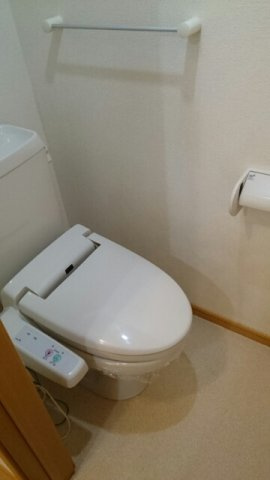 ファイン・ステージ　Ｂのトイレ|清潔感のあるトイレです