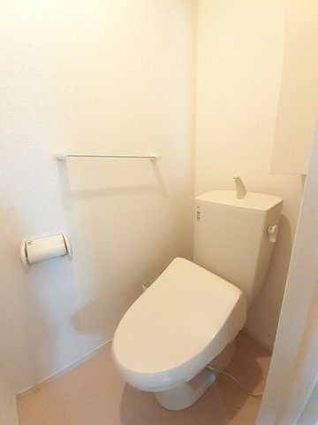ル・グラン矢三　Ⅱのトイレ|ゆったりとした空間のトイレです