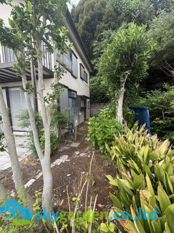 鎌倉市城廻　中古戸建　の庭